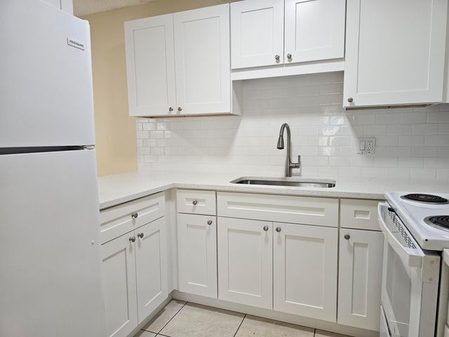 5836 S 37TH Court, Greenacres, FL 33463
