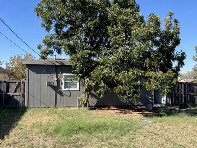 422 McKinney Ave, Odessa, TX 79763