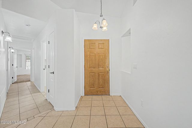 6862 W Copperwood Way, Tucson, AZ 85757