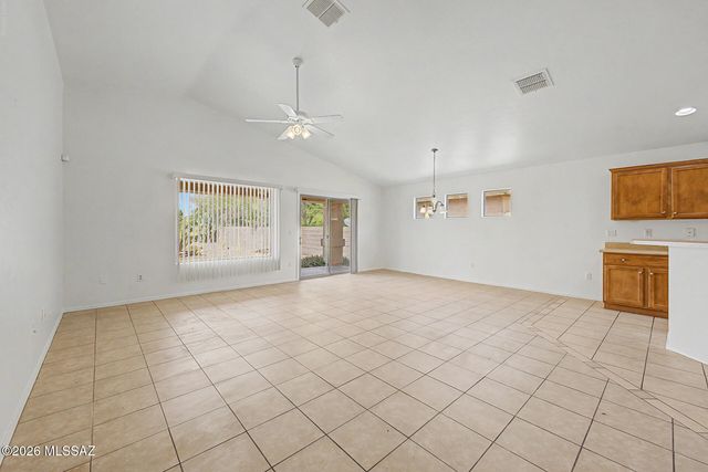 6862 W Copperwood Way, Tucson, AZ 85757
