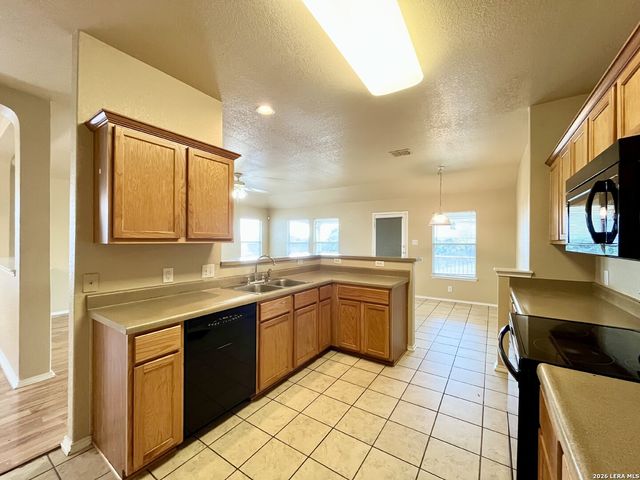 8907 Wolff Vista, Converse, TX 78109