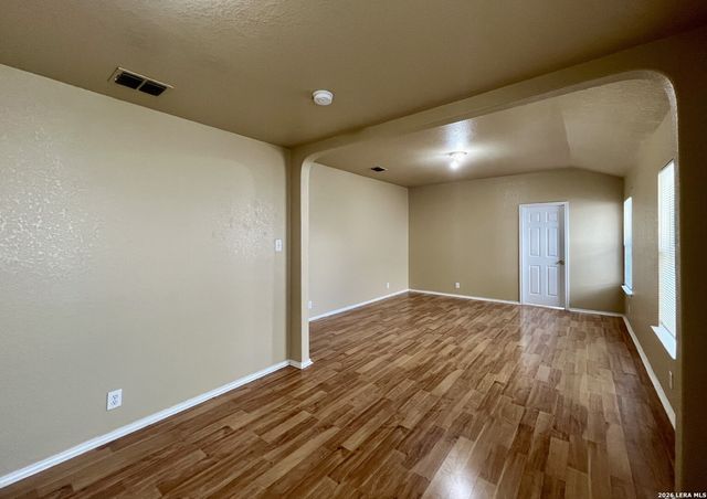 8907 Wolff Vista, Converse, TX 78109