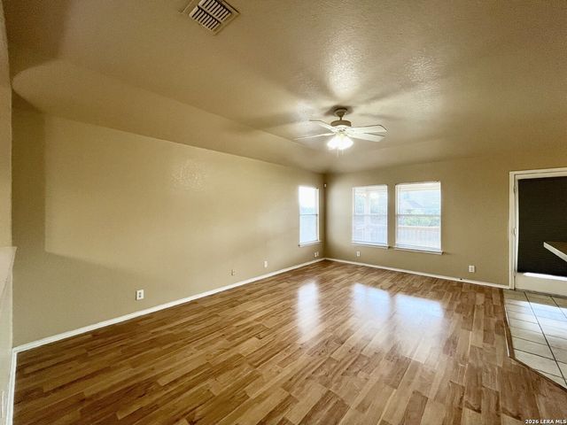8907 Wolff Vista, Converse, TX 78109