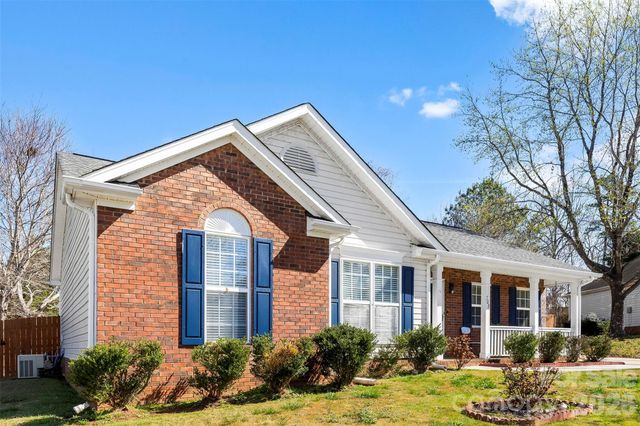 708 Peregrine Court, Gastonia, NC 28056