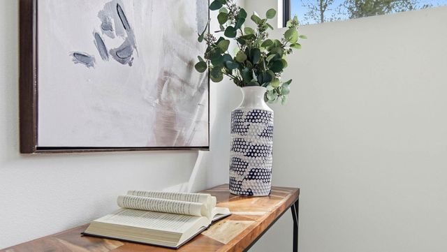 300 Lightsey RD 2, Austin, TX 78704