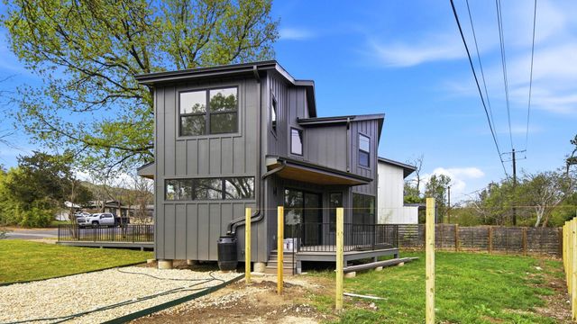 300 Lightsey RD 2, Austin, TX 78704