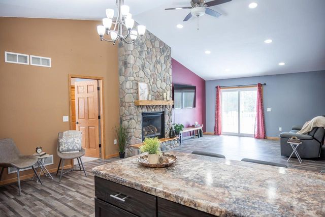 N8444 Highway 80, New Lisbon, WI 53950