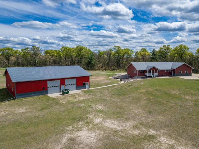 N8444 Highway 80, New Lisbon, WI 53950
