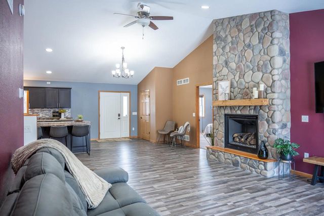 N8444 Highway 80, New Lisbon, WI 53950