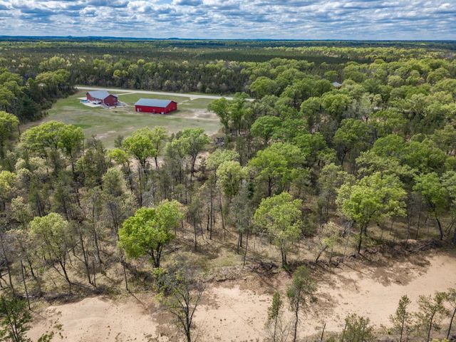 N8444 Highway 80, New Lisbon, WI 53950