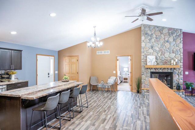 N8444 Highway 80, New Lisbon, WI 53950