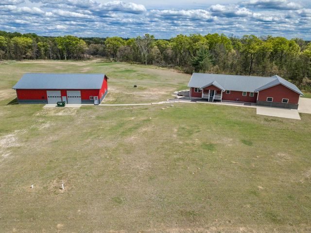 N8444 Highway 80, New Lisbon, WI 53950