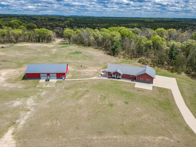 N8444 Highway 80, New Lisbon, WI 53950
