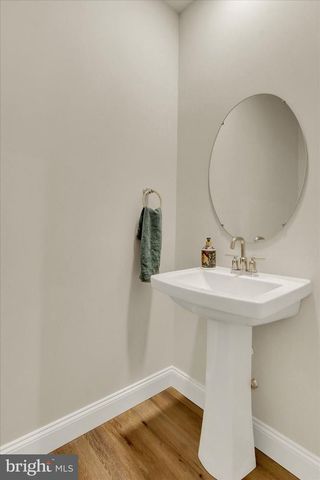 3828 COUNTRY DR, Dover, PA 17315