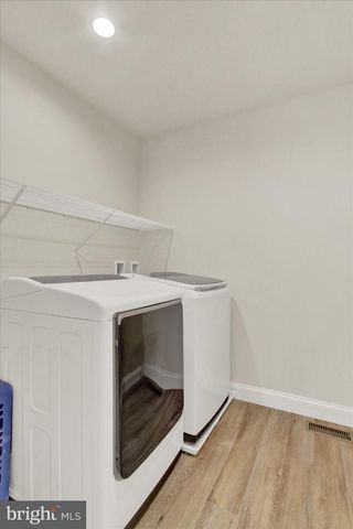 3828 COUNTRY DR, Dover, PA 17315