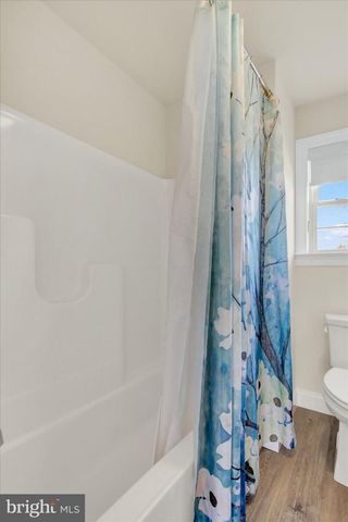 3828 COUNTRY DR, Dover, PA 17315