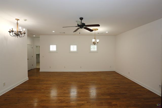 859 Tufthunter, Macon, GA 31210