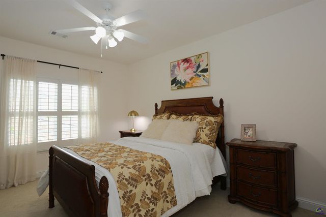 859 Tufthunter, Macon, GA 31210