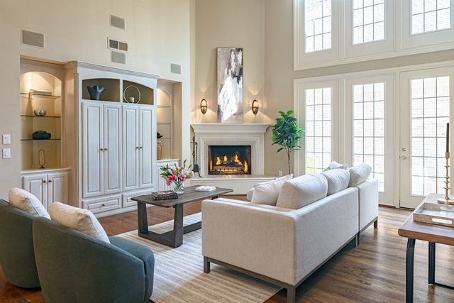 7708 Glenshannon Circle, Dallas, TX 75225