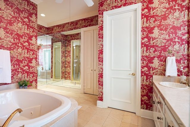 7708 Glenshannon Circle, Dallas, TX 75225