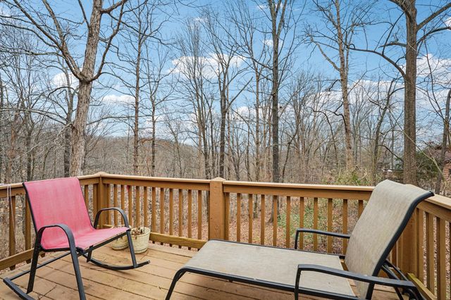 747 Lone Oak Dr, Pegram, TN 37143