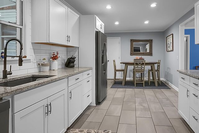 1256 Hillside Drive, Hanahan, SC 29410