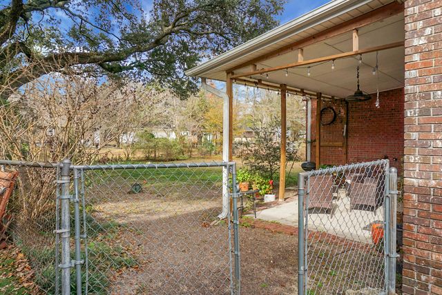 1256 Hillside Drive, Hanahan, SC 29410