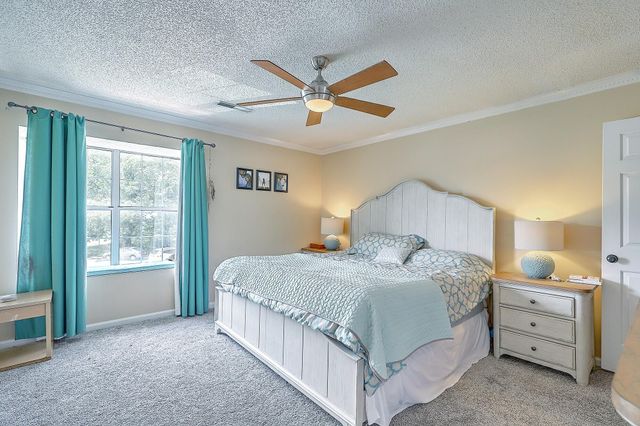 2318 N England Court, Charleston, SC 29414