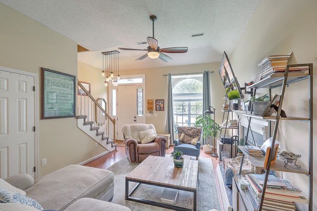 2318 N England Court, Charleston, SC 29414