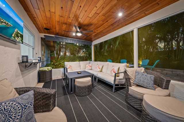 104 Elsa Road, Jupiter, FL 33477