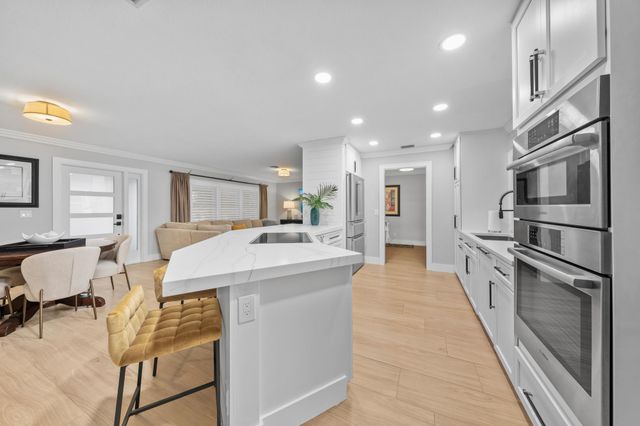 104 Elsa Road, Jupiter, FL 33477