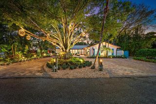 104 Elsa Road, Jupiter, FL 33477