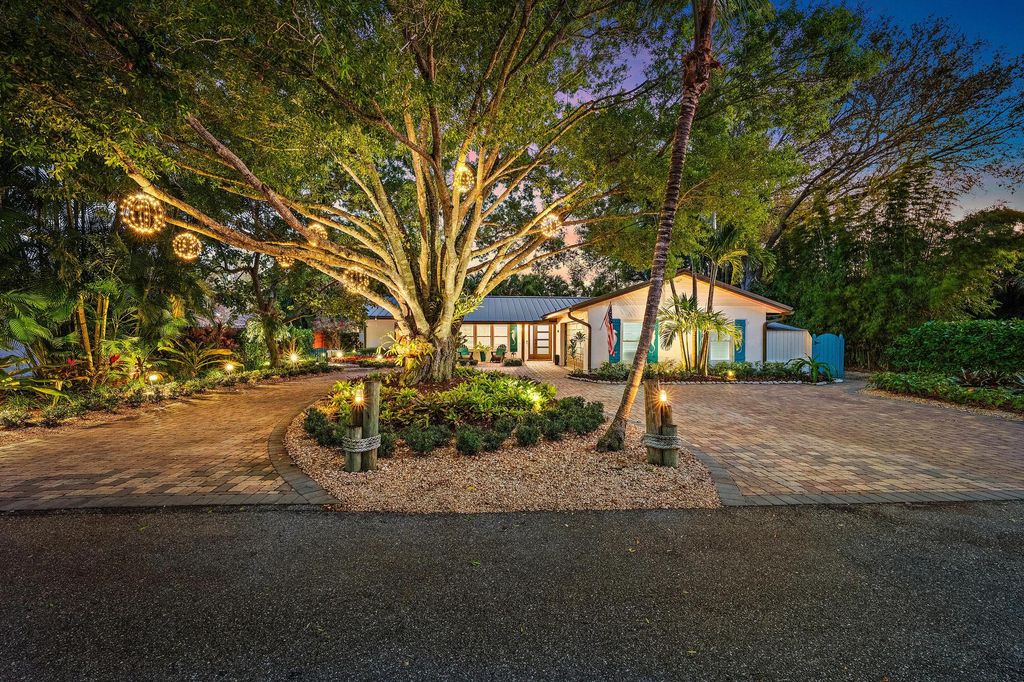 104 Elsa Road, Jupiter, FL 33477