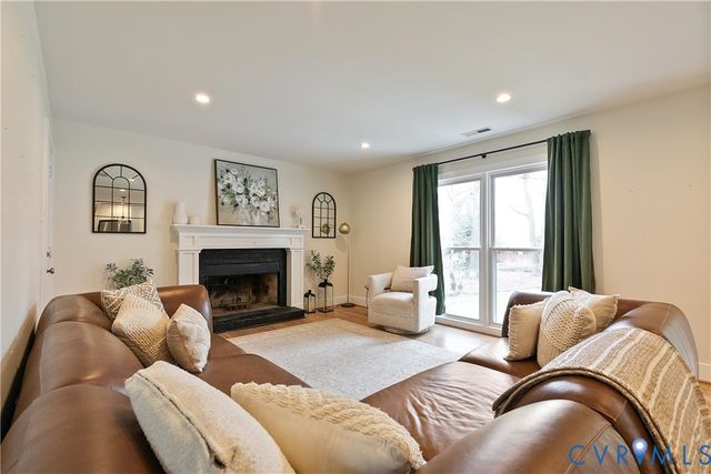 5922 Osoge Rd, Richmond, VA 23225