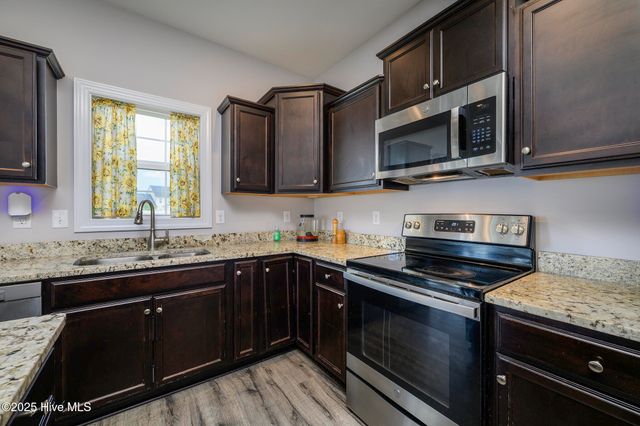 1001 Perch Place, New Bern, NC 28562