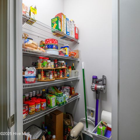 1001 Perch Place, New Bern, NC 28562