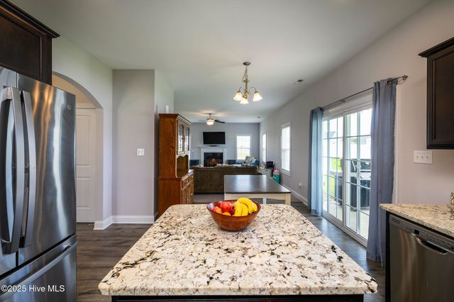 1001 Perch Place, New Bern, NC 28562