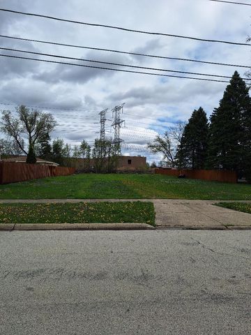 890 North Avenue, Des Plaines, IL 60016