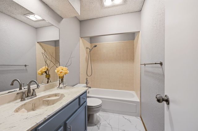 7520 Jamie Renee Lane, North Richland Hills, TX 76182