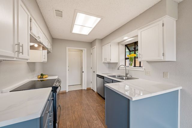 7520 Jamie Renee Lane, North Richland Hills, TX 76182
