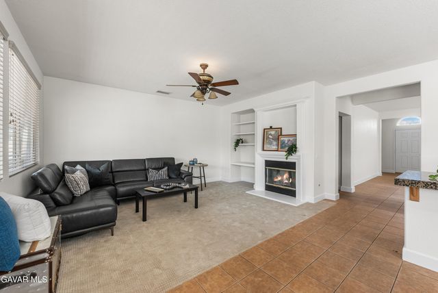 6304 Starview Drive, Lancaster, CA 93536