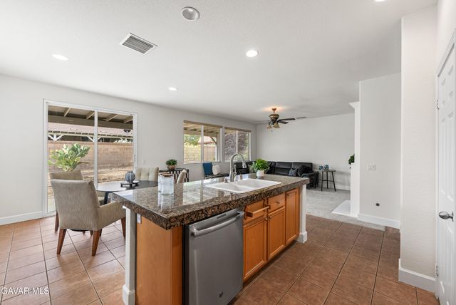 6304 Starview Drive, Lancaster, CA 93536