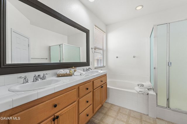 6304 Starview Drive, Lancaster, CA 93536