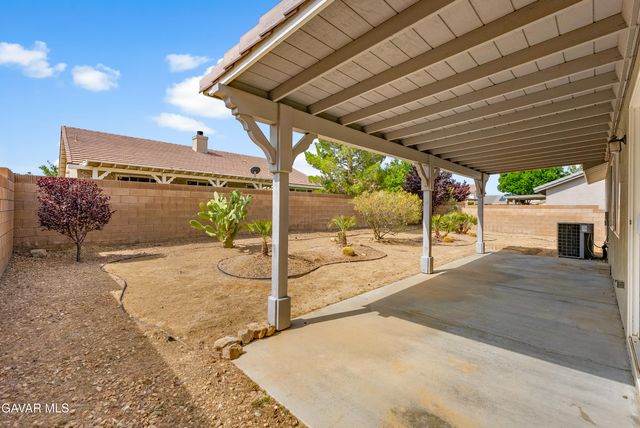 6304 Starview Drive, Lancaster, CA 93536