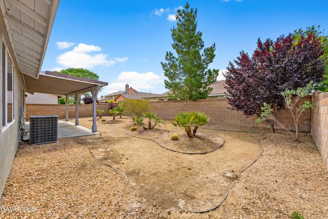 6304 Starview Drive, Lancaster, CA 93536