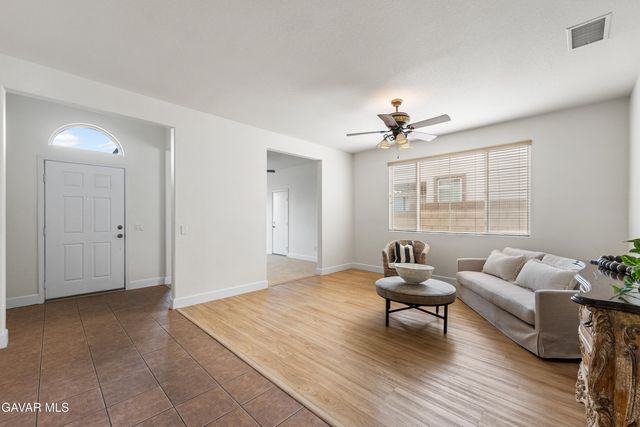 6304 Starview Drive, Lancaster, CA 93536