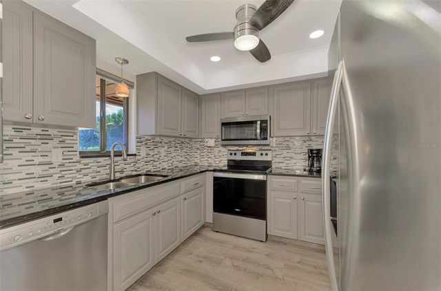 6698 DRAW LANE 140, Sarasota, FL 34238