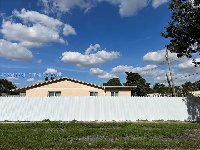 13735 NW 23rd Ave, Opa Locka, FL 33054