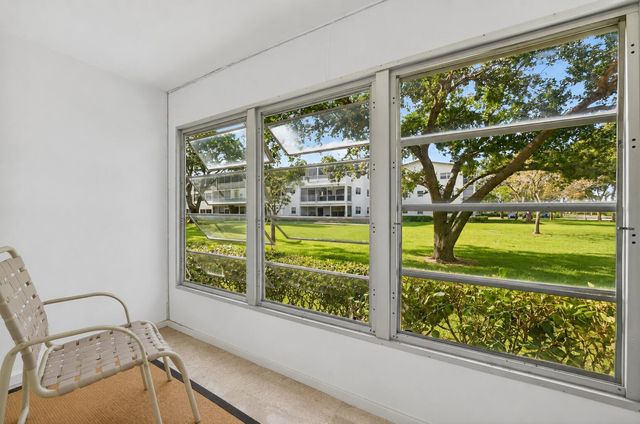 559 Mansfield N, Boca Raton, FL 33434