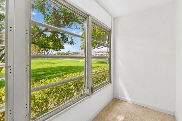 559 Mansfield N, Boca Raton, FL 33434
